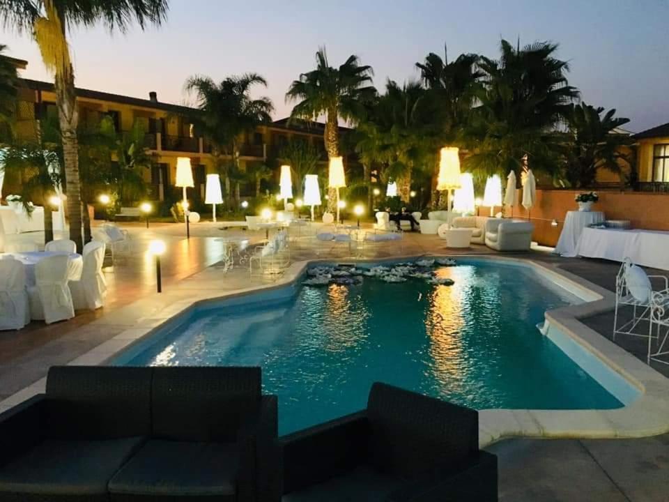 Hotel Villa Peretti Гела Экстерьер фото